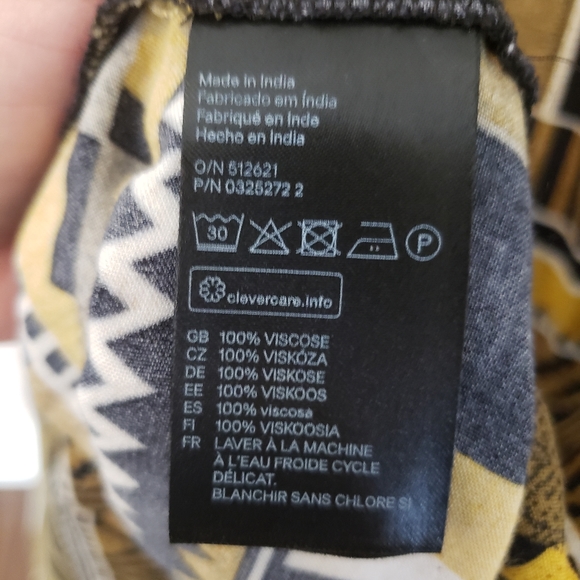 H&M Dress - Picture 4 of 4